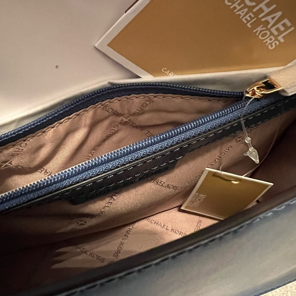 Michael Kors Crossbody (R 298) NWT - Picture 9 of 12
